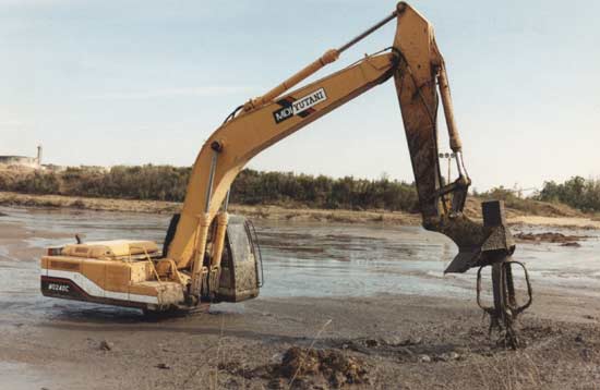 BIoremediation blender wide shot