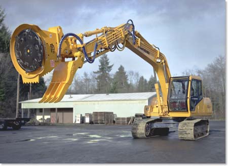 "SLASHBUSTER" XL480 on excavator